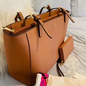 SOLD!!!!Tory Burch Tote OBO!!!!